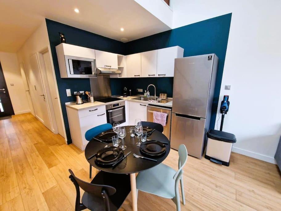 Le Bellay ¤ 2 Chambres ¤ Cour ¤10 Mins Centre¤ Amiens Esterno foto